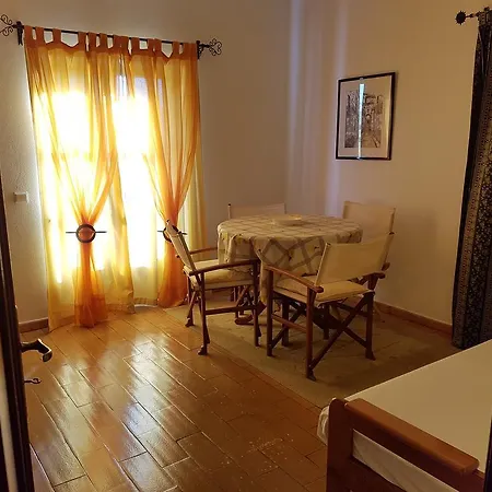 Casa Do Cabo De Santa Maria サグレス